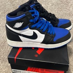 Jordan 1 retro high royal toe